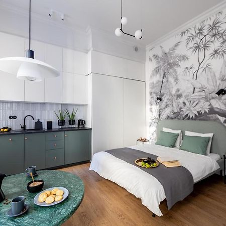 Lion Apartments - Premium Studio Krakow Luaran gambar