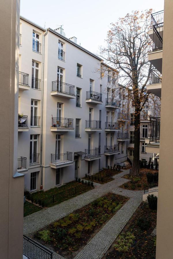 Lion Apartments - Premium Studio Krakow Luaran gambar