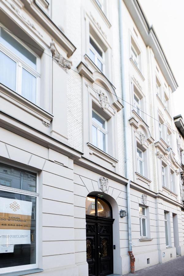 Lion Apartments - Premium Studio Krakow Luaran gambar