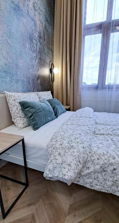 Lion Apartments - Premium Studio Krakow Luaran gambar