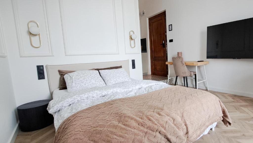 Lion Apartments - Premium Studio Krakow Luaran gambar